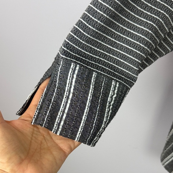 Habitat Casual Lightweight Gray and White Striped 3/4 Sleeve Tunic Top Size XXL - Picture 5 of 10